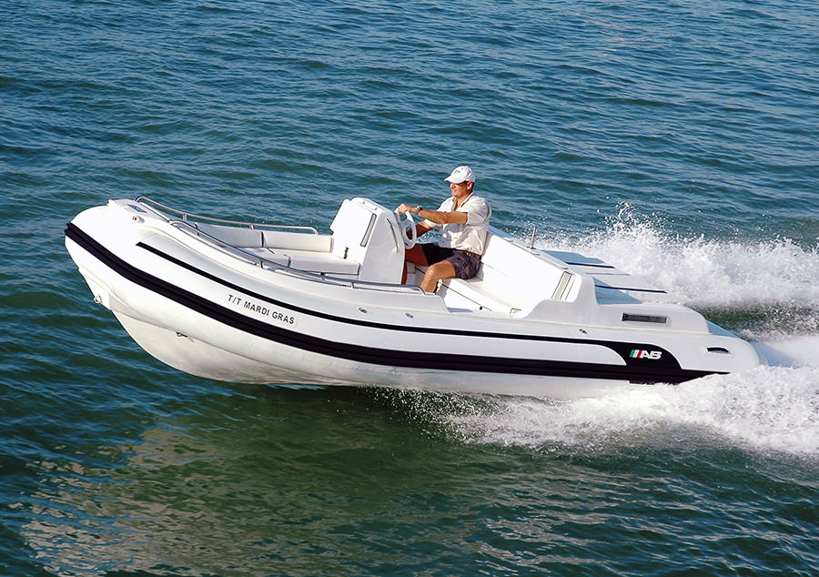 AB Inflatables Nautilus 19 DLX I-O