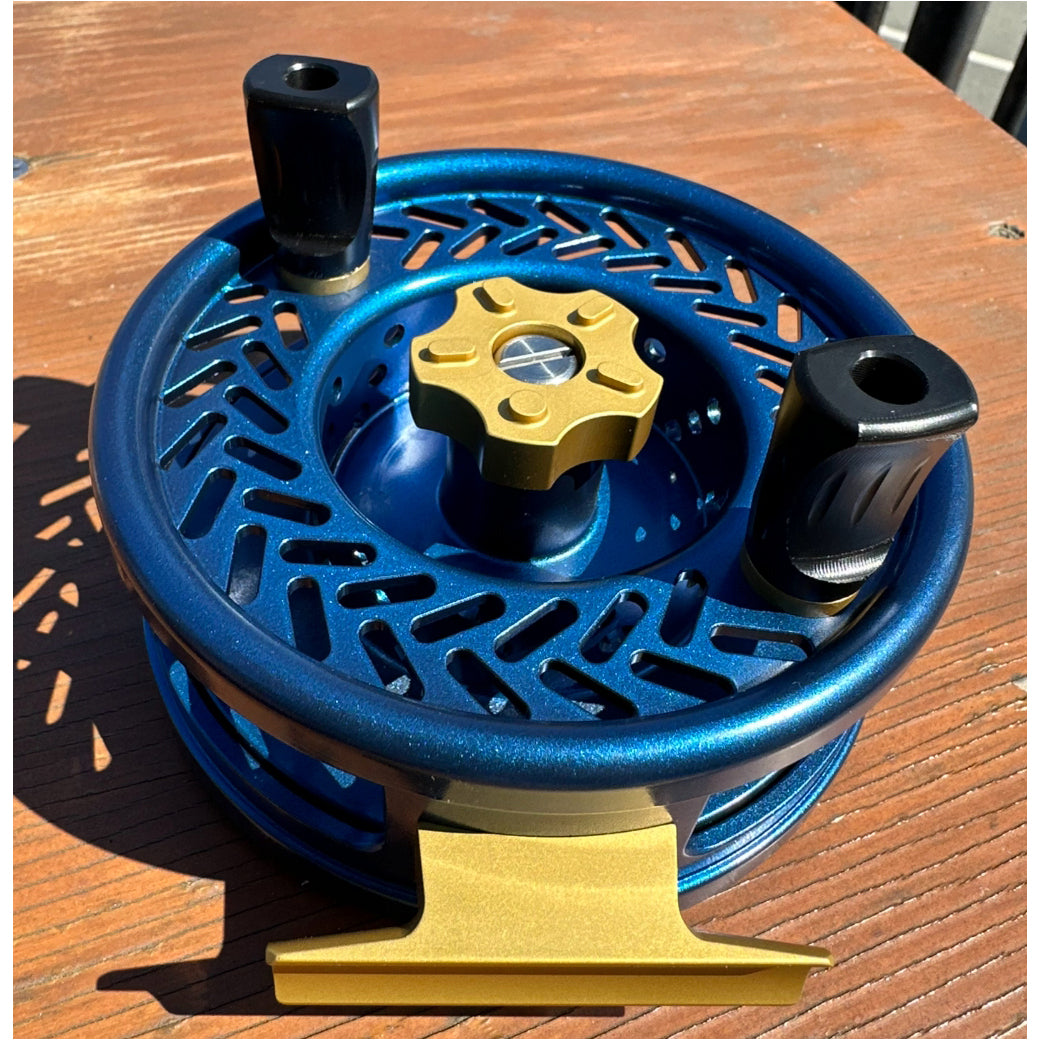 Coast DR3 Mooching Reel - Blue/Gold with Paddle Handles
