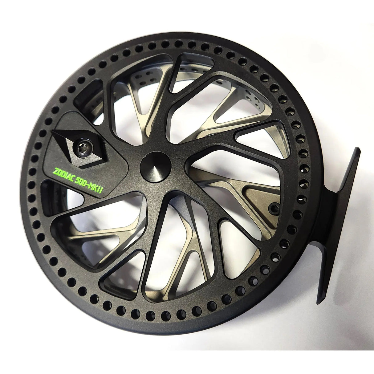 Kingpin Zodiac 500 Centerpin Reel - Grey & Black with Green Highlights Kingpin