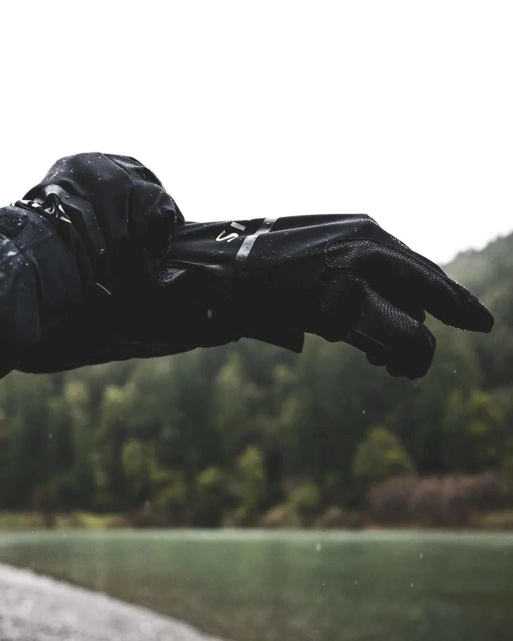 ProDry™ GORE-TEX Fishing Glove + Liner Simms Fishing
