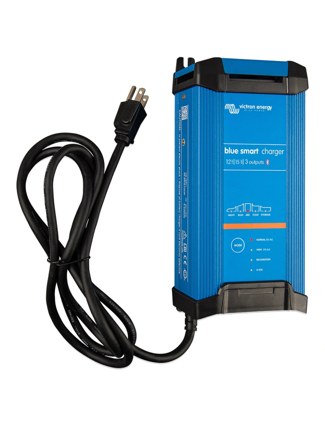 Blue Smart IP22 12VDC 15A 3 Bank 120V Charger BPC121546102