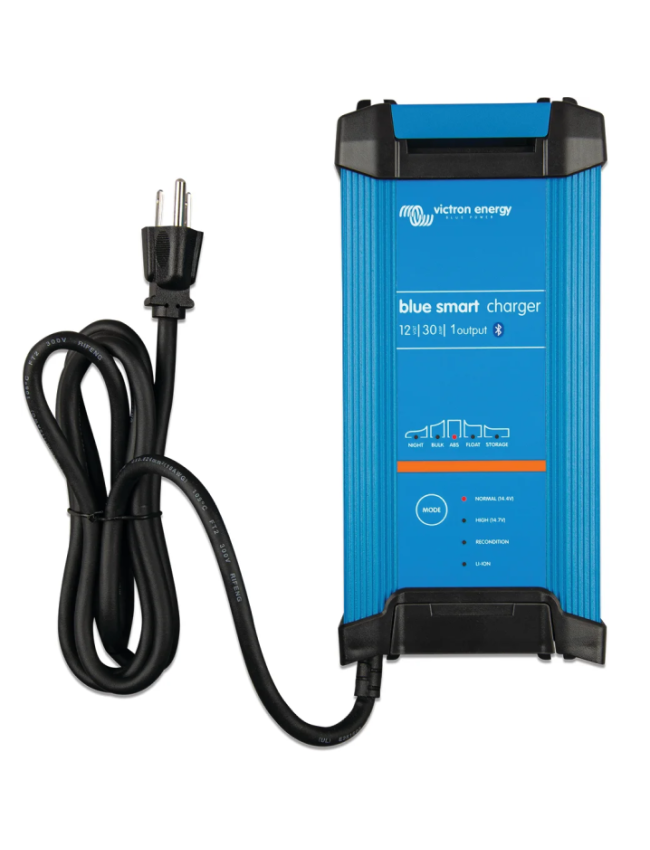 Blue Smart Charger IP22 12VDC 30A 3 Bank 120V Charger BPC123048102