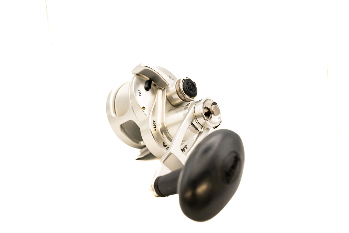 Accurate Valiant 2 Jigging Reel - Silver Accurate Fishing