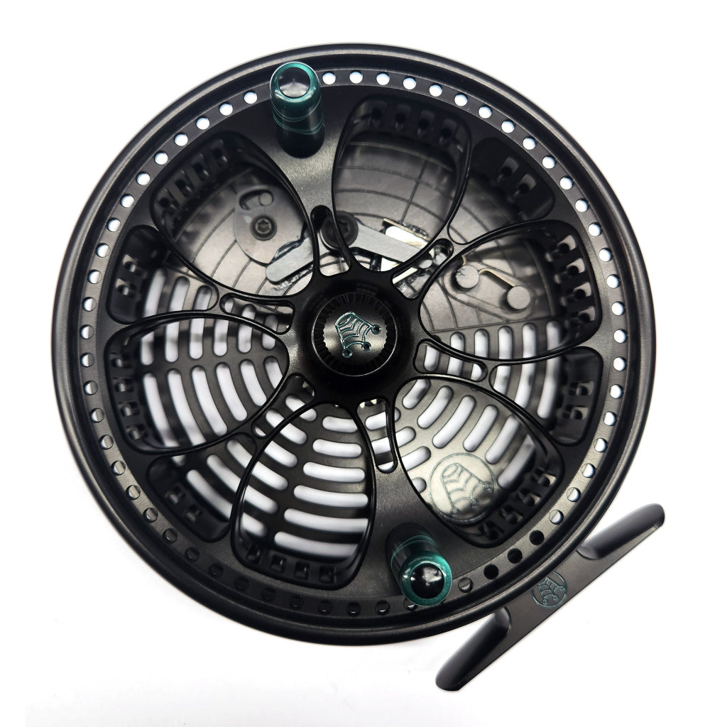 Kingpin Zeppelin Aero 500 Centerpin Reel - Special Edition Black with Green Handles