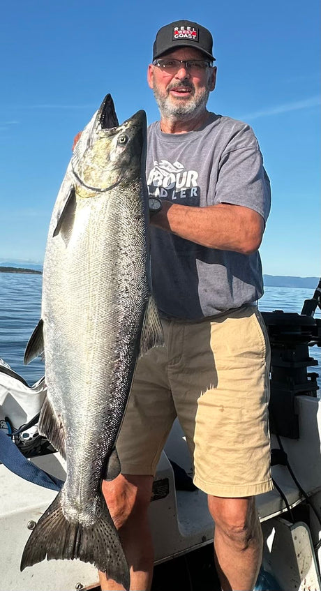 Large Chinook Fishing is Peaking!