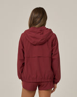 SALTY CREW WINDBREAKER MAROON XS