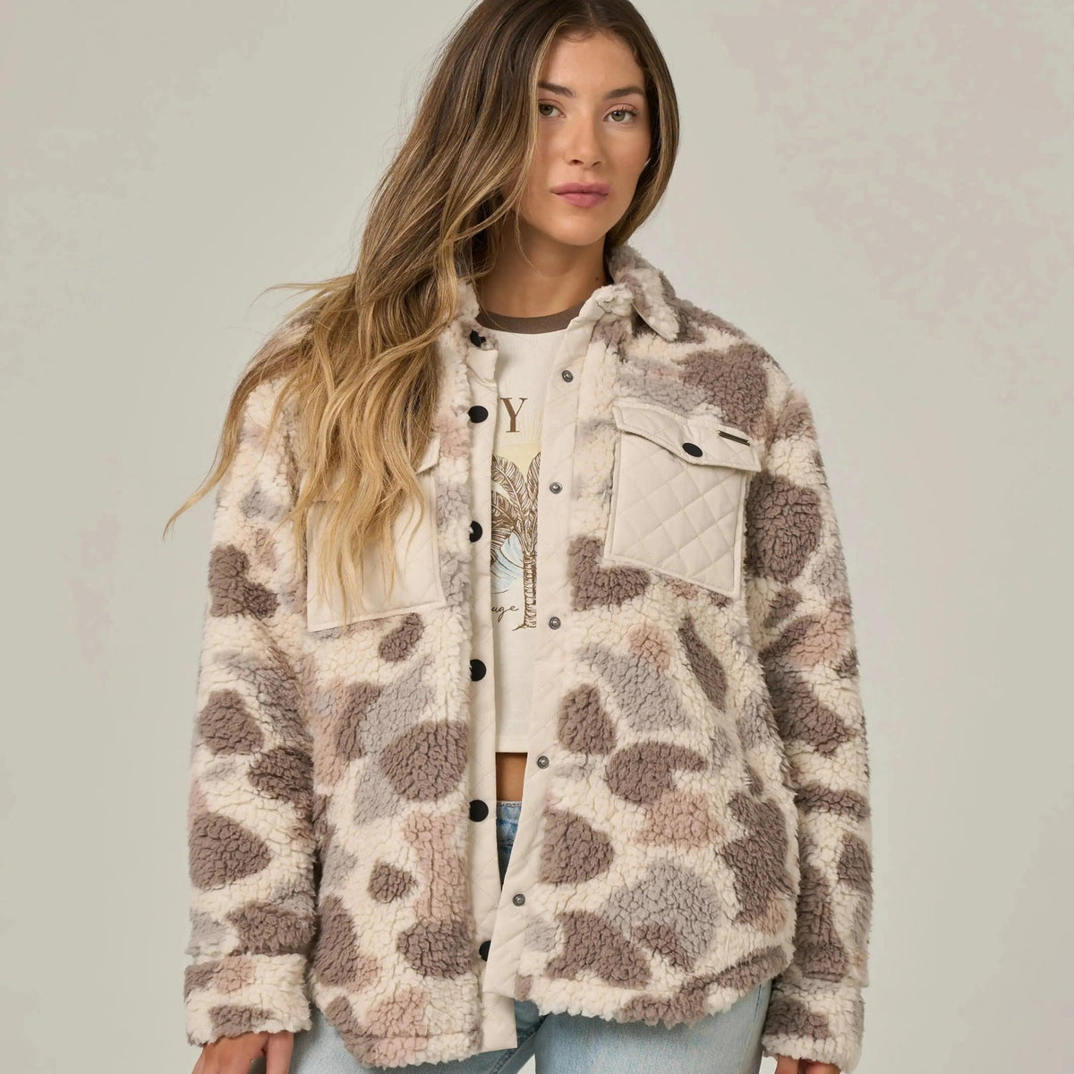 Salty Crew Calm Seas Shacket – Sand Camo Sherpa – The Harbour Chandler