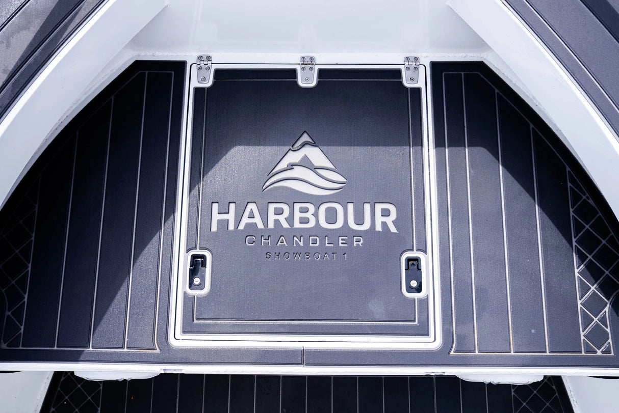 Custom DMAC X Harbour Chandler Aluminum Boat The Harbour Chandler