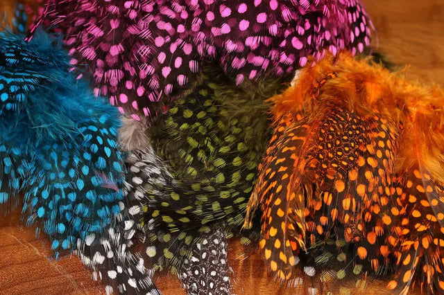 Hareline Dubbin UV2 Large Eyed Guinea Feathers Hareline Dubbin